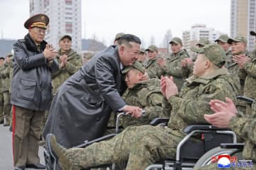 ロシア支援の北朝鮮工兵帰国　金正恩氏、地雷処理を評価