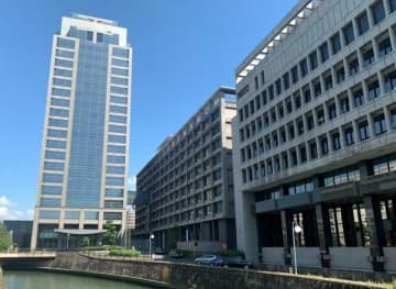 千葉県職員にボーナス93万円　昨冬比1.7万円減、知事374万円