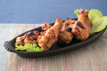 【年末年始の簡単作りおき】肉と魚のメインおかず3選｜揚げぶりの中華だれ漬け・手羽元のバルサミコ照り焼き・オレンジトマト煮豚