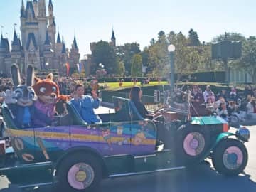 上戸彩さん登場のスペシャルグリーティングも！ディズニー映画「ズートピア2」が公開