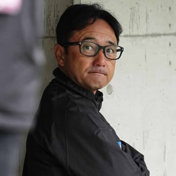 J１昇格を逃した直後、ある意味地獄のようなシチュエーションで「気丈な本音」。徳島の増田監督が明かした“二度と忘れない悔しさ”【J１昇格PO決勝】