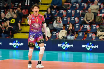 【現地取材】ペルージャ連覇狙う欧州CL白星発進！ ３試合ぶり先発の石川祐希は６得点、気になる左膝の負傷具合は「全然大丈夫」