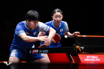 張本美和・松島輝空 世界卓球V3の中国ペアにストレート負け。4強で終戦【卓球 WTTファイナルズ香港】