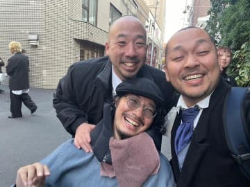 脳出血で療養中の清原翔、先輩の結婚式で回復ぶり見せファン歓喜「表情がすごく良くなってますね」「こちらも笑顔になってしまいます」