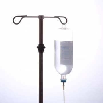 抗がん剤治療では「骨髄抑制」の副作用が起こる可能性がある【高齢者の正しいクスリとの付き合い方】