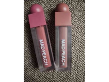 【コスパ最強ティント】仕上がりのキレイが長続き！「MAD PEACH」のリップが優秀すぎる！