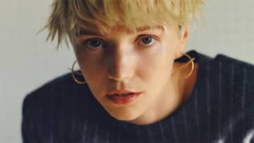 「コレがないと不安です」美容を仕事にする人が使う「お守り代わりのリップクリーム」