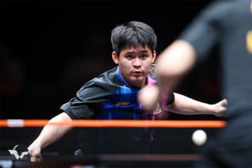 世界2位の林詩棟 4-0快勝で準決勝進出 次戦は相性の悪い張本智和「謙虚に全てを出し切る」【卓球 WTTファイナルズ香港】