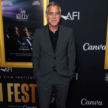 ジョージ・クルーニー、ブレイク前に年配女性のたこ治療！？