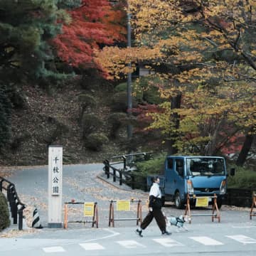 生活圏に出没、冬眠しない…クマの性質が変わった原因とは？ 秋田県知事は「新世代」と自説