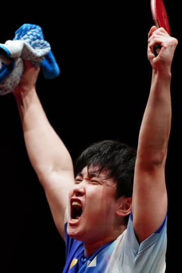 【卓球】張本智和が天敵撃破で「信じられない」　ファイナルズ初優勝まであと2つ「最後は自分を信じる気持ち」