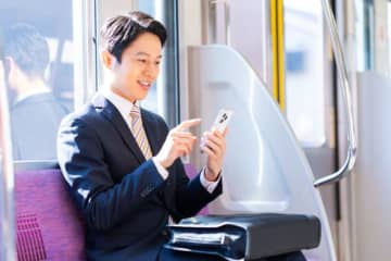 確定拠出年金3.6万人調査：運用満足度を高める要因とは？「長期継続」と「企業規模」から見る好調の背景