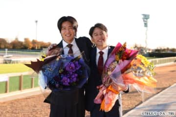 最終回直前「ザ・ロイヤルファミリー」妻夫木聡、涙のクランクアップ＆目黒蓮が語る達成感