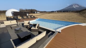 カラオケ館運営のB&Vが贈る究極のアウトドア！ 全棟富士山ビュー＆サウナ完備の「グランピングB&V 富士山河口湖」