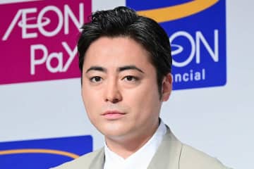 「ここまでよう伸ばせるよなーw」顔の半分以上が毛　山田孝之の近影にネット衝撃「毛むくじゃら」