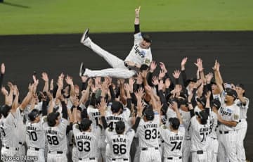 阪神、26年のチームスローガンは『熱覇』に決定！