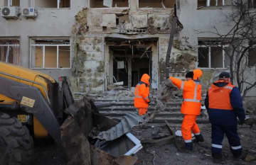 ロシアが激しい攻撃、ウクライナ各地で100万世帯停電