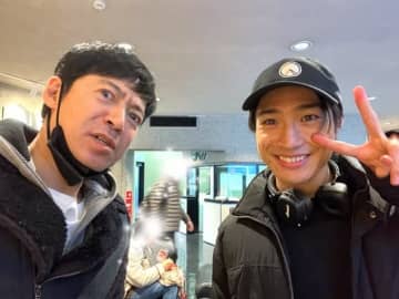 東MAX、ばったり遭遇した芸能人との2ショット「オーラが出まくりだった」