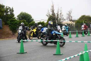 Vストロームを愛するファン約1,000人が浜松に集結！