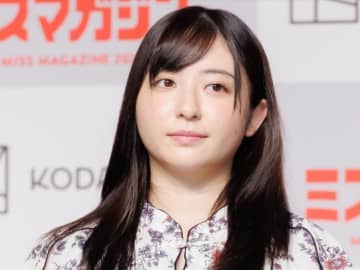 グラドル・麻倉瑞季、5キロの増量を解消　スッキリ美しいくびれに「トップと差がすごい」「ワンピースに出てきそうなスタイル」