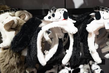 【USJ×スヌーピー】定番カチューシャや日常使いできるハットも！PEANUTSの限定ファッショングッズが可愛すぎる♪