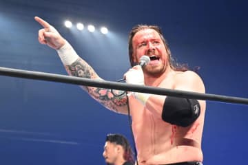 【新日本】ウォー・ドッグス＆無所属と連合帝国が1・4ドームで５対５全面対抗戦　欠場中のHENAREが復帰へ