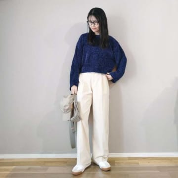 今流行りのベロア服を徹底解説！ トレンドのデザインとは？