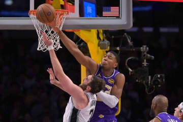 【ＮＢＡ】八村塁のスタメン外しをレイカーズが検討「先発陣の守備力を高める」