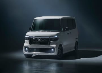 2色のブラックで精悍スタイリングを実現。N-BOXカスタム「BLACK STYLE」発売