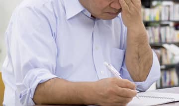 ひろゆきが断言『社会にとって悪なので…』”11浪”で医師志望の「49歳男性」に辛辣アドバイス…ネットでも医師の適正についてコメントで議論に「悪いが医師にならない方が世のため」「患者目線で言うと適性がない人の診断は信用できない」「メンタルが弱い人は病院で働くのは辛いと思います」