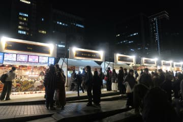 大阪・中之島「光のマルシェ」にグルメ30店舗、クリスマスイベント開幕