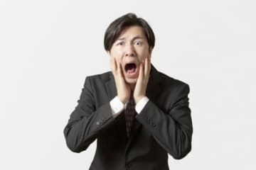 「有給を自由に使いたいなら公務員にでもなりな」上司の暴言に唖然　相談しただけで「辞めるのは残念」と勝手に退職話を進められ……