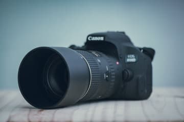 キヤノン【7751】株価の低迷理由は? 年初来安からの回復めざす 半導体の新技術「ナノインプリント」はASMLの牙城を崩せるか