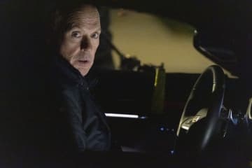 「すごい映画を観てしまった」「終活ノワールの傑作!」老ヒットマンが挑む、人生最期の完全犯罪『殺し屋のプロット』