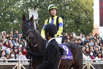 『ザ・ロイヤルファミリー』最終回、まさかの大物がサプライズ出演「豪華すぎるだろ」「声出た」　矢作師にネット驚き