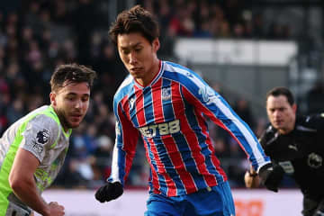 鎌田大地は「数週間離脱する」　監督がハムストリング負傷と明言…軽傷も「精密検査を受けなければ」