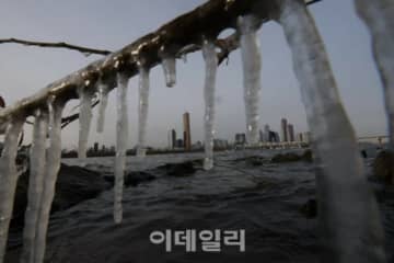 韓国ソウル市、週末「大雪予報」除雪に総力…汚名返上か