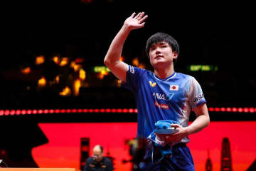 1週間前に張本智和へ大ブーイングも…悲願Vに中国卓球ファン敬意「強い気持ちこそ尊重に値する」