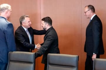 米特使、米ウクライナ間の和平協議で「進展あった」　15日も協議継続