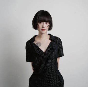 センシティブでノスタルジックな世界観と心臓の裏側をゆさぶる歌声で魅了するSSW魚住英里奈、ニューアルバムリリース