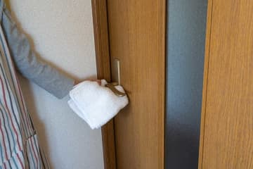 「想像以上に汚れているんです」　大掃除で見落としがちな場所　手アカやホコリをきれいにするポイントをプロが伝授