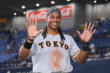 元巨人・ウォーカーもオイシックス電撃入団「ＮＰＢに戻る」桑田真澄氏と新潟で劇的再会