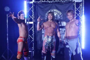 【新日本】棚橋弘至、最後の地方巡業で託した未来！海野＆上村と魅せた“継承”のトリオ勝利！海野翔太、涙の誓い「俺が本隊を守り抜いて闘う！」