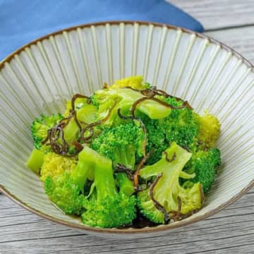 【ウチではブロッコリーをこう食べてます】「もっと早く知りたかった」「サラダより人気」作り置きにも最高の簡単おかずレシピ3選