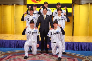 【阪神】新人７選手が入団発表　ドラ１・立石正広「クリーンナップを任される選手になりたい」