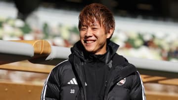 柿谷曜一朗が引退試合に「乾くんと真司くんとボールをパスするだけでぜいたく」未来の子供たちへ背番号“8”に込めた思い託す