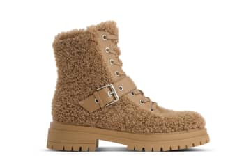 ジャンヴィト ロッシ“もこもこ”シアリングの厚底ブーツ＆タッセル付きロングブーツ