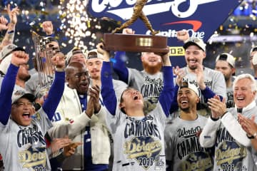 ドジャース、26年の地区優勝は安泰か「余裕のあるシーズンになるだろう」LAメディアが見解「アリゾナ、サンディエゴ、サンフランシスコで白旗が…」