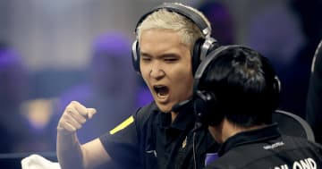 「FIFAe World Cup 2025」のモバイル部門でタイ、家庭用ゲーム機部門でポーランドが初の世界王者に決定！