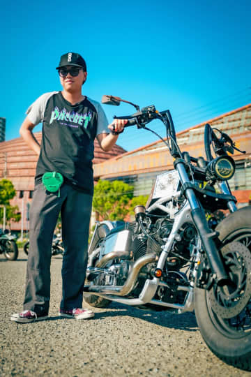 敬愛するミュージシャンのスタイリングがルーツ